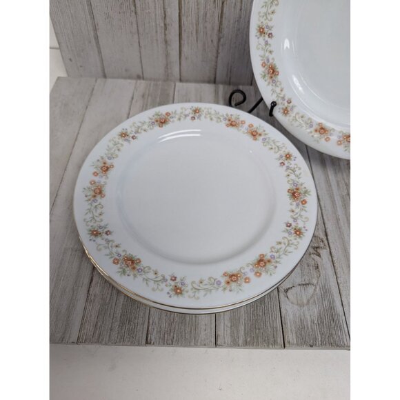 International Brighton Collection Claridge 8302 Porcelain Set of 4 Salad Plates - Picture 2 of 4